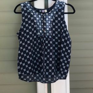 Francesca’s blue patterned tank top